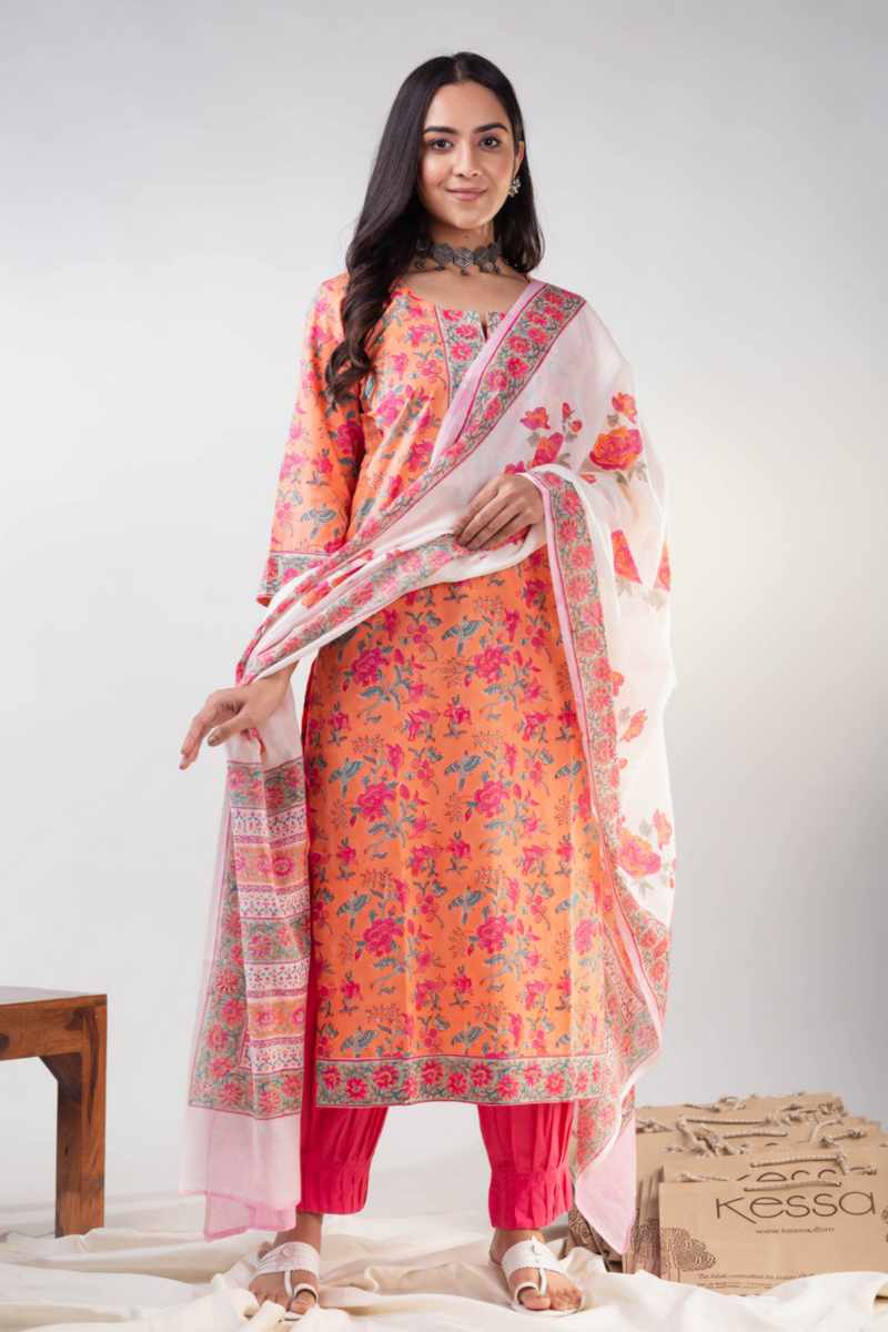 Image for Kusvaa Kuoj177 Mishika Cotton Kurta With Mulmul Dupatta Front New