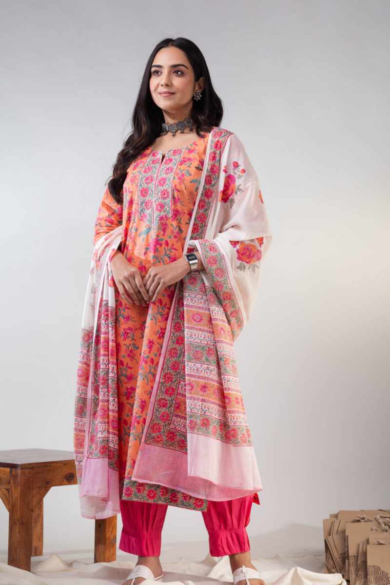 Image for Kusvaa Kuoj177 Mishika Cotton Kurta With Mulmul Dupatta Side New