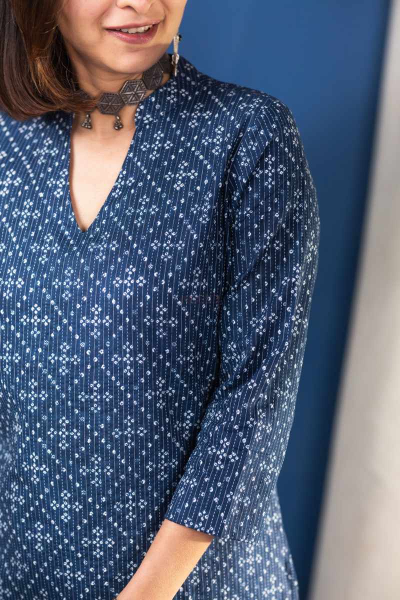 Image for Kusvaa Taf104 Falguny Cotton Kurta Side