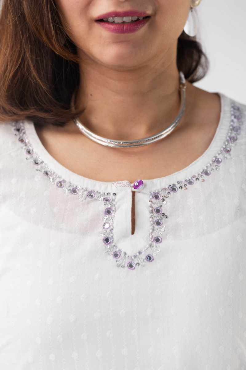 Image for Kusvaa Vcr142 Ameya Dobby Cotton Kurta With Lehriya Palazzo Closeup New