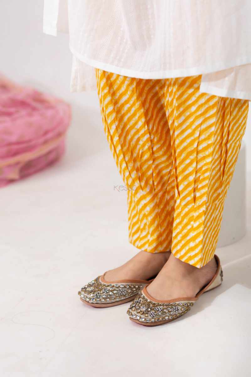 Image for Kusvaa Vcr144 Chitkala Dobby Kurta With Lehriya Salwar Closeup 2 New