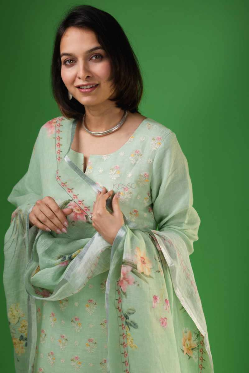 Image for Kusvaa Ws937 Indeera Linen Kurta Dupatta Set Featured