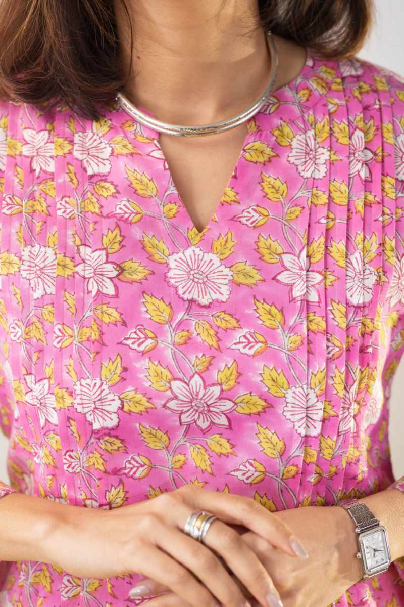 Image for Kusvaa Wsr312 Nithyan Cotton Short Kurti Closeup New