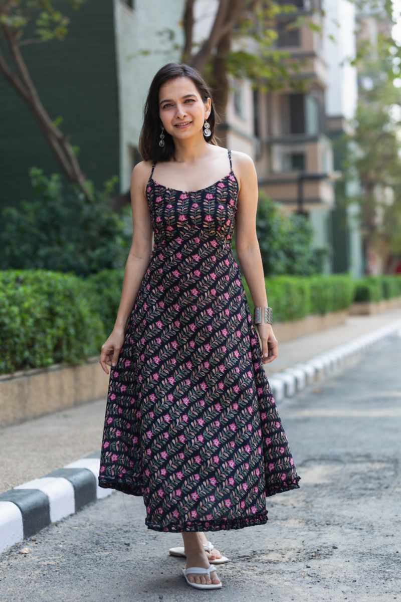 Image for Kusvaa Anuk14 Ekathva Handblock Cotton Dress Featured