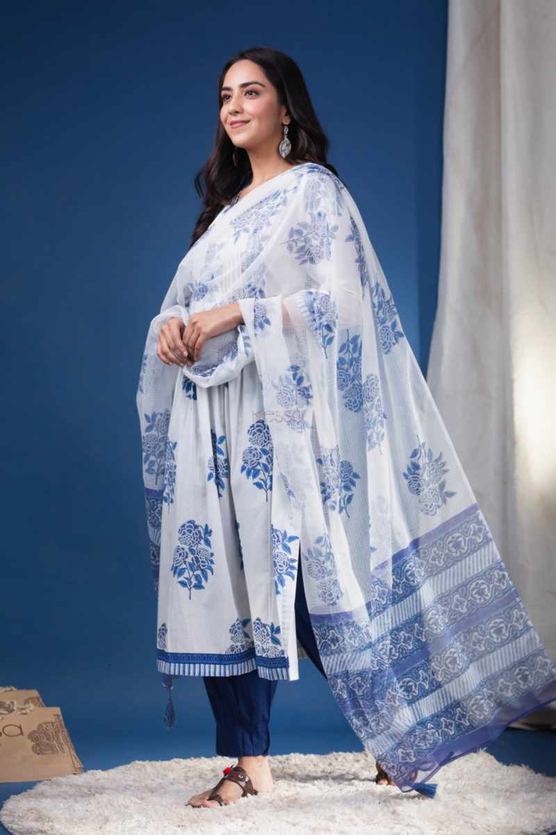 Image for Kusvaa Avdaf207 Mohana Straight Kurta With Dupatta Featured