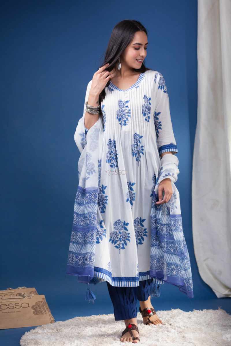 Image for Kusvaa Avdaf207 Mohana Straight Kurta With Dupatta Front