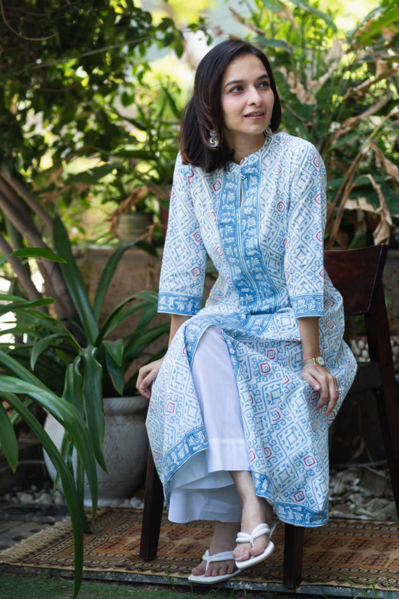 Image for Kusvaa Avdaf208 Shashi Handblock Cotton A Line Kurta Sitting