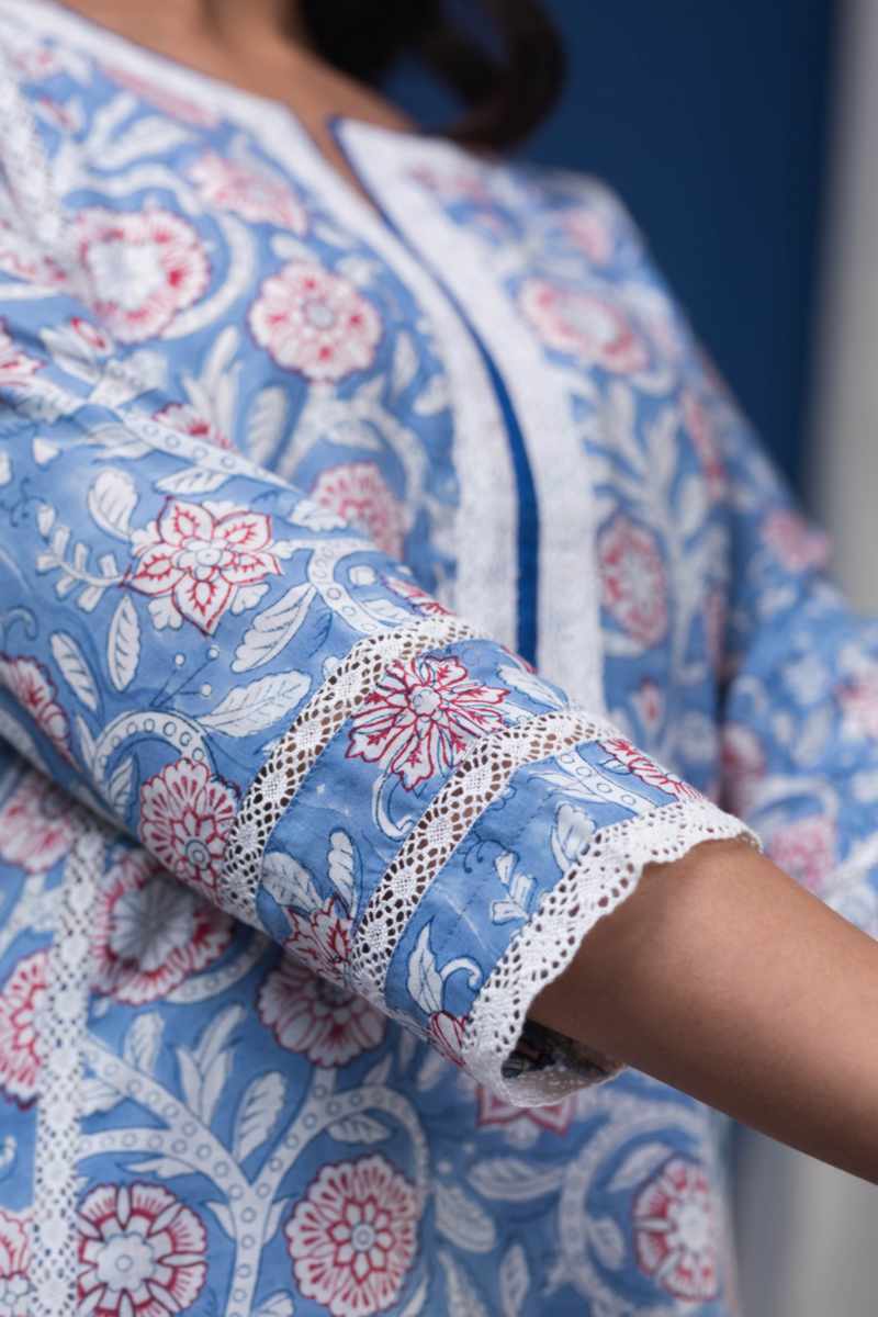 Image for Kusvaa Avdaf210 Enakshi Cotton Handblock Kurta Pant Set Closeup 2
