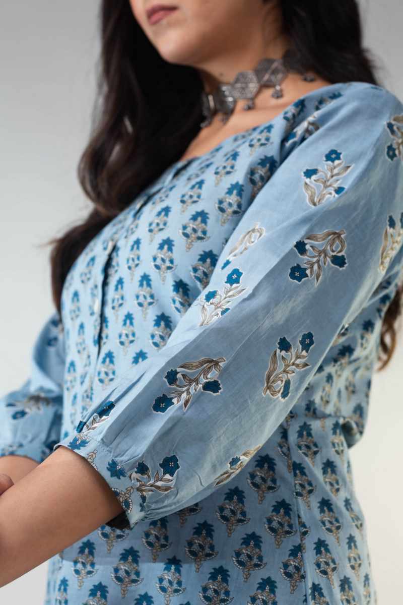 Image for Kusvaa De175 Kirtida Cotton Butti Print Straight Kurta Side