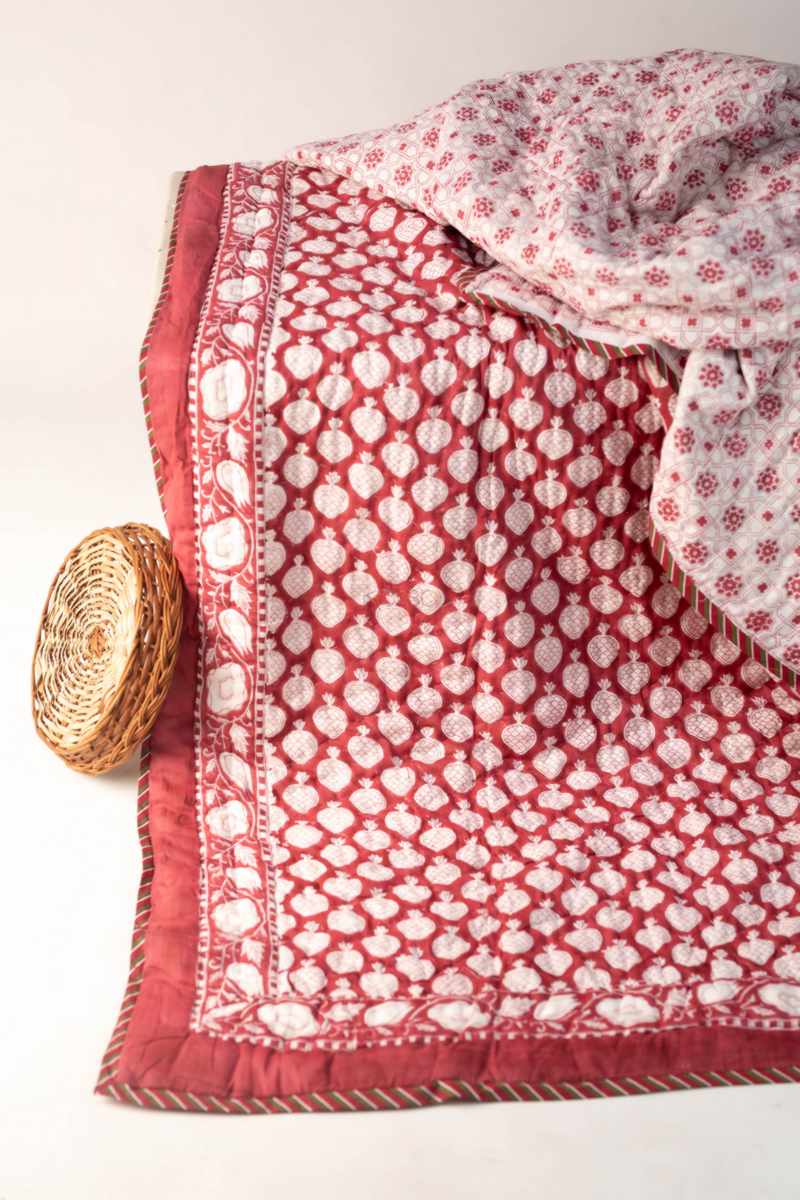 Image for Kusvaa Kaq251 Maahira Double Bed Quilt Featured