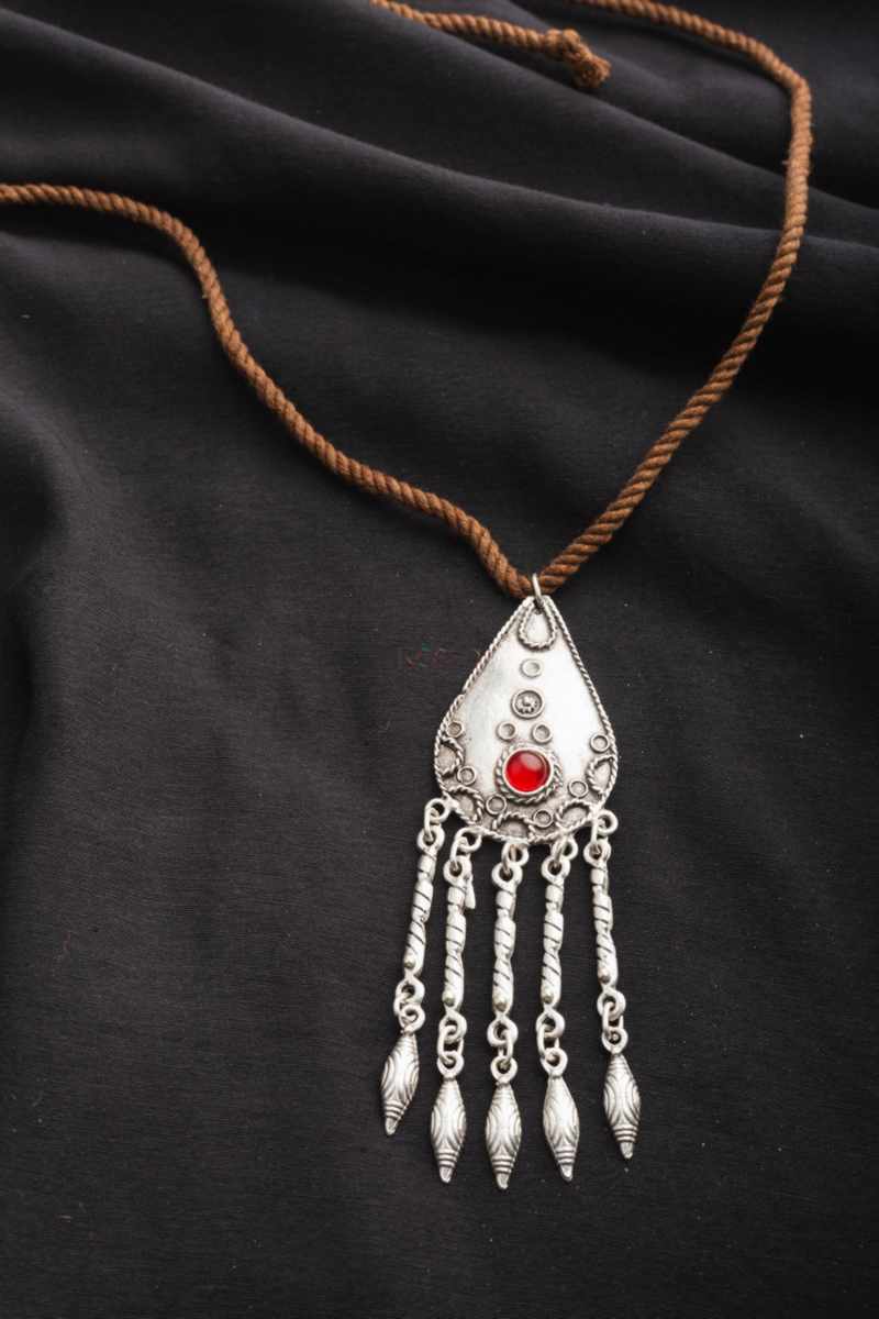 Image for Kusvaa Kpp16 Turkish Multi Stone Pendant Brown Closeup