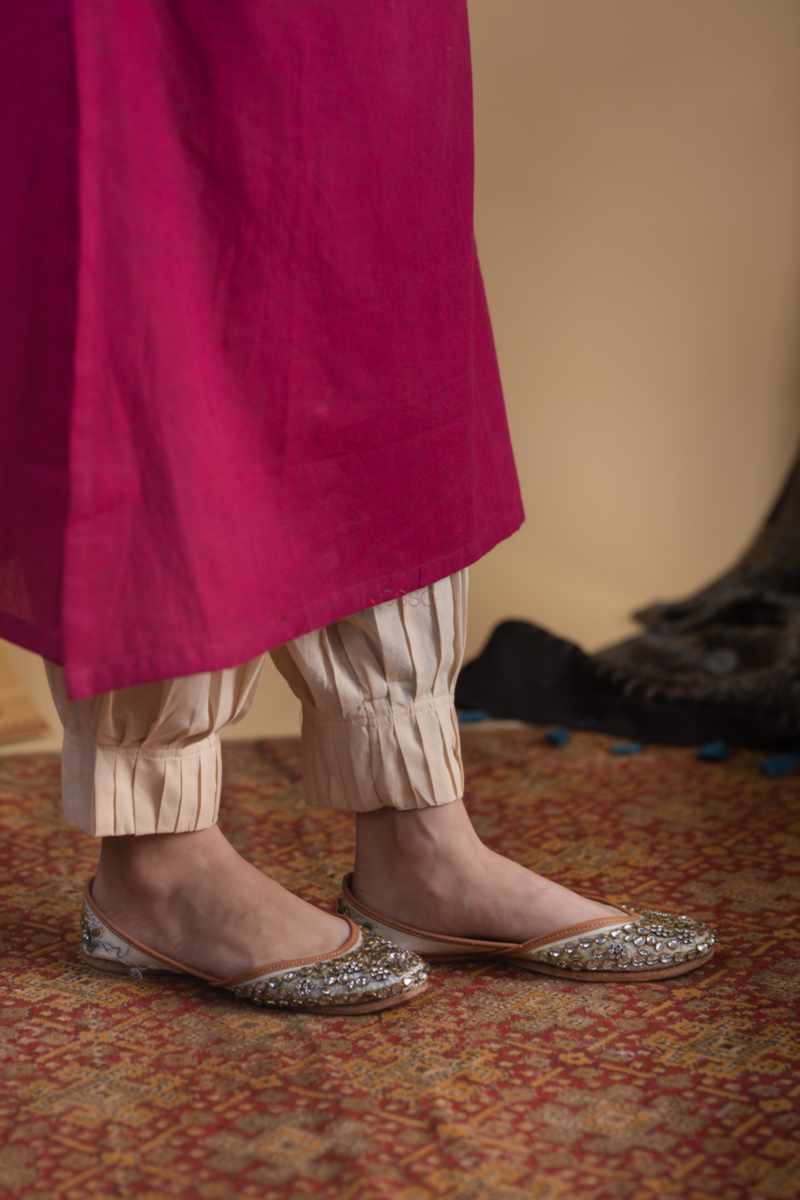 Image for Kusvaa Ws972 Divija South Cotton Straight Fit Kurta Closeup 2