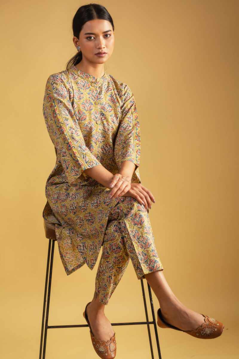 Image for Kusvaa Ws995 Aasta Kalmkari Cotton Co Ord Set Sitting