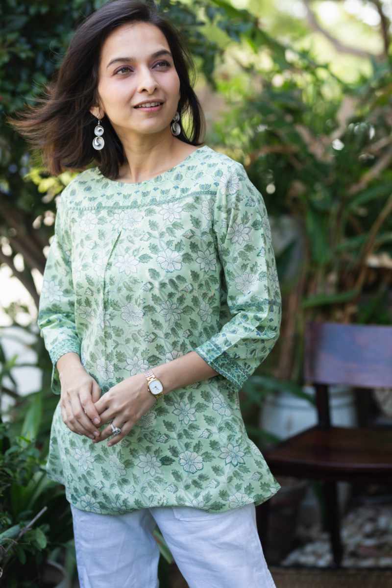 Image for Kusvaa Wsr369 Aslesha Handblock Cotton Short Kurti Featured