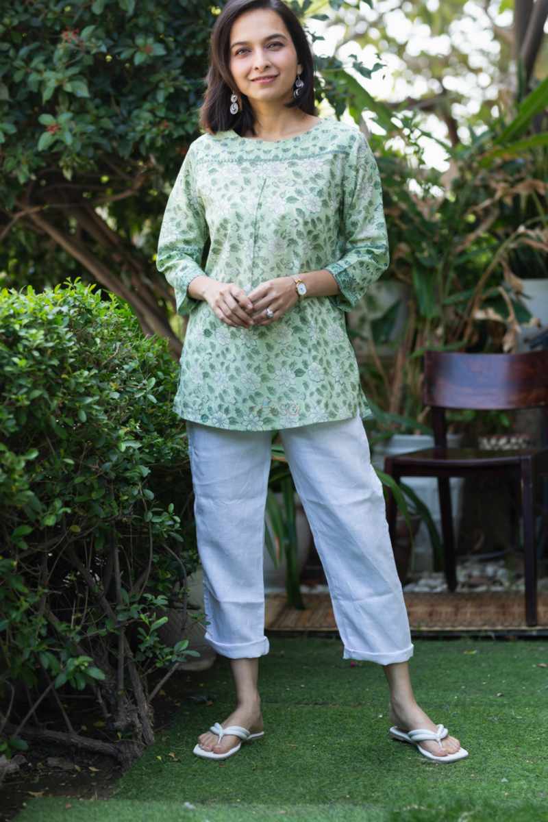 Image for Kusvaa Wsr369 Aslesha Handblock Cotton Short Kurti Front
