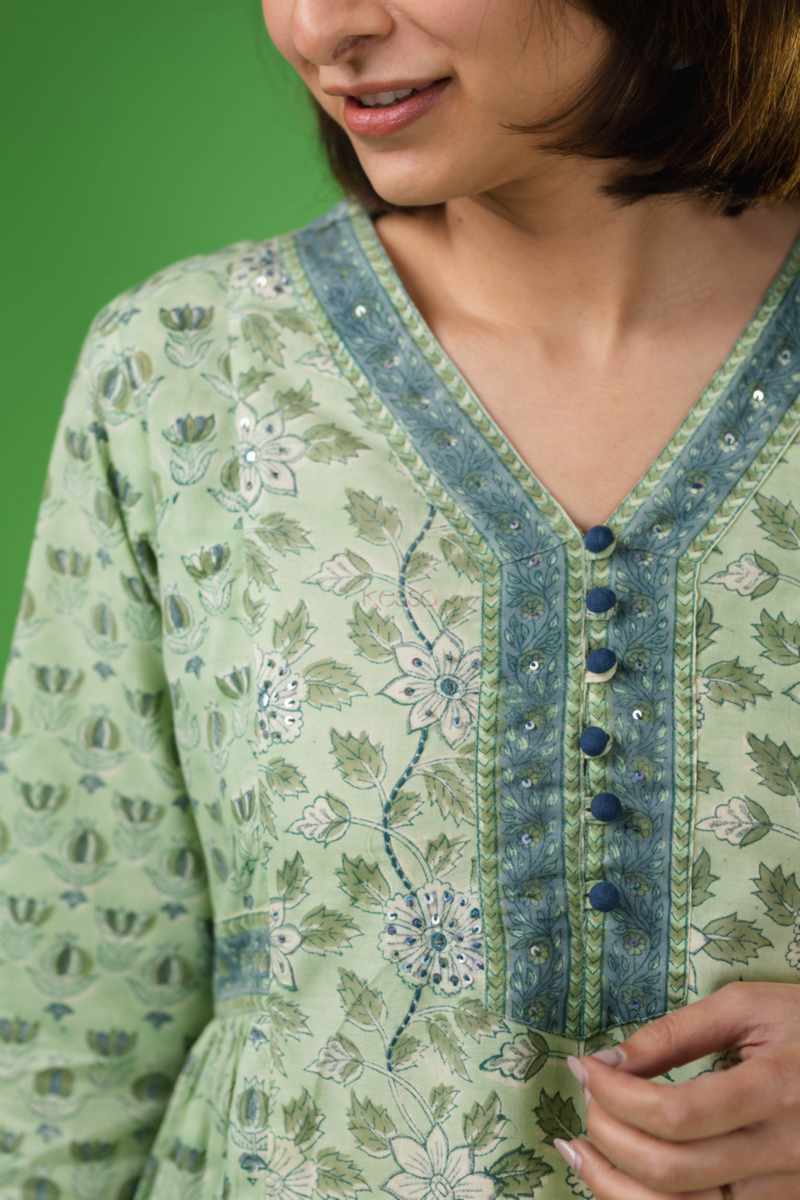 Image for Kusvaa Wsr370 Helly Cotton A Line Kurta Closeup