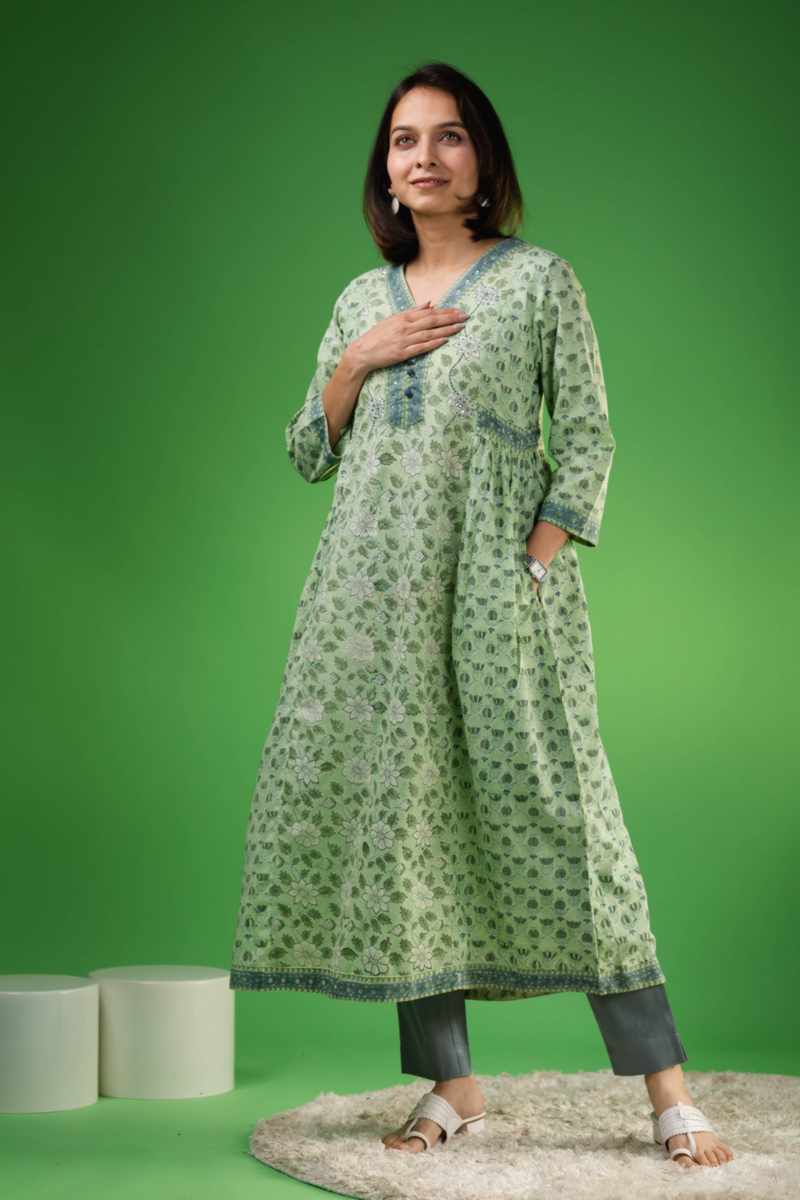Image for Kusvaa Wsr370 Helly Cotton A Line Kurta Front