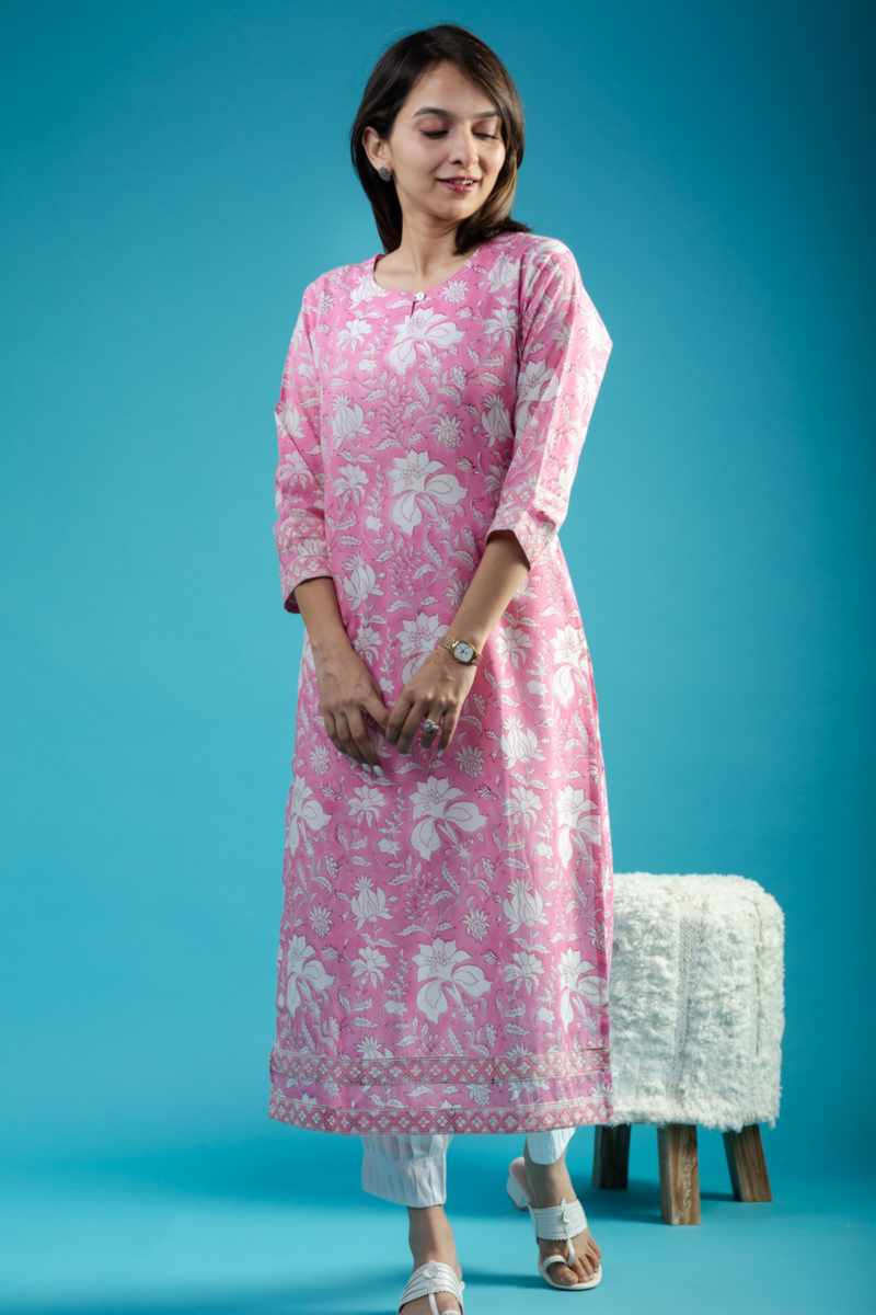 Image for Kusvaa De182 Kannareth Cotton Handblock Straight Fit Kurta Featured