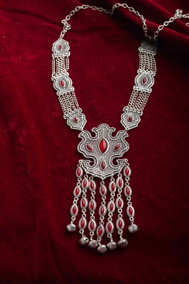 Image for Kusvaa Kpn62 Turkish Shape Multi Black Stone Ghungroo Necklace Red Side
