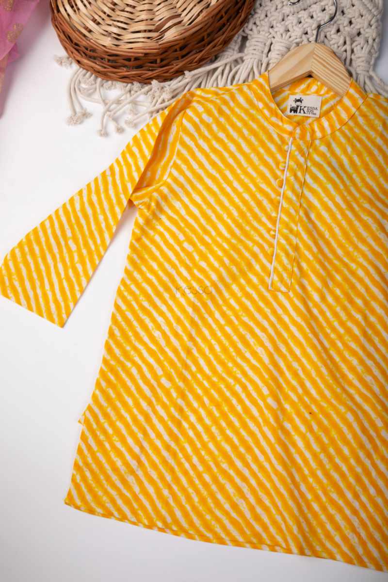 Image for Kusvaa Mbe63 Udyat Handloom Boy Kurta Side