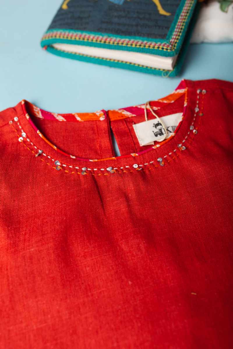 Image for Kusvaa Vck23 Erisha Cotton Girls Top Skirt Set Closeup 2