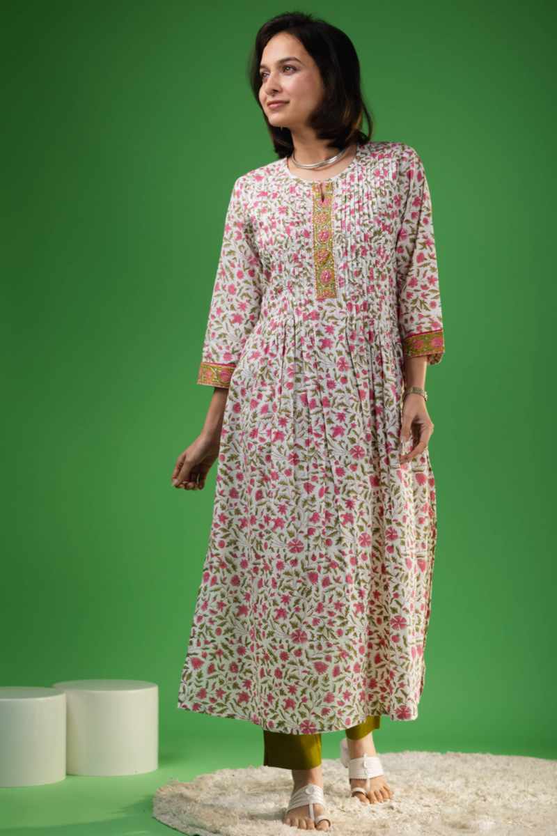 Image for Kusvaa Vcr179 Indu Cotton Handblock Print Straight Kurta Featured