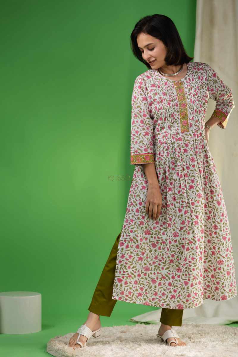 Image for Kusvaa Vcr179 Indu Cotton Handblock Print Straight Kurta Front