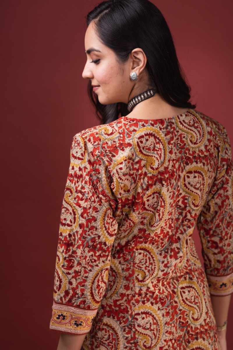 Image for Kusvaa Ws1005 Kashi Cotton Kalmkari Kurta Closeup 2