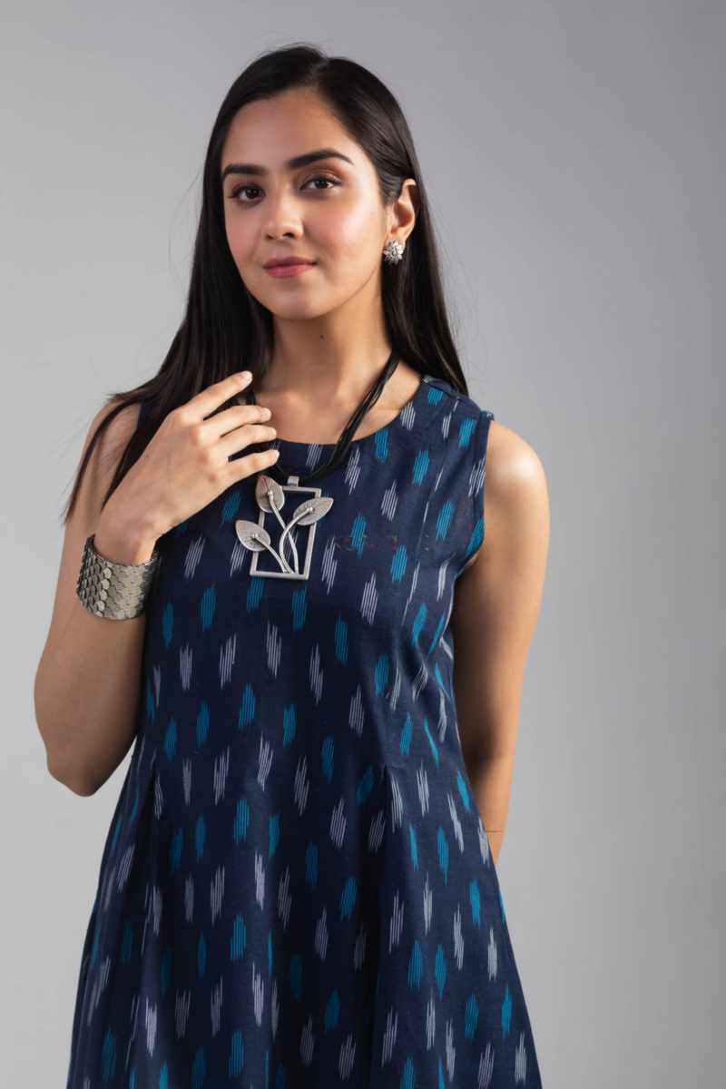 Image for Kusvaa Ws1014 Parnavi Ikkat A Line Dress Closeup 2