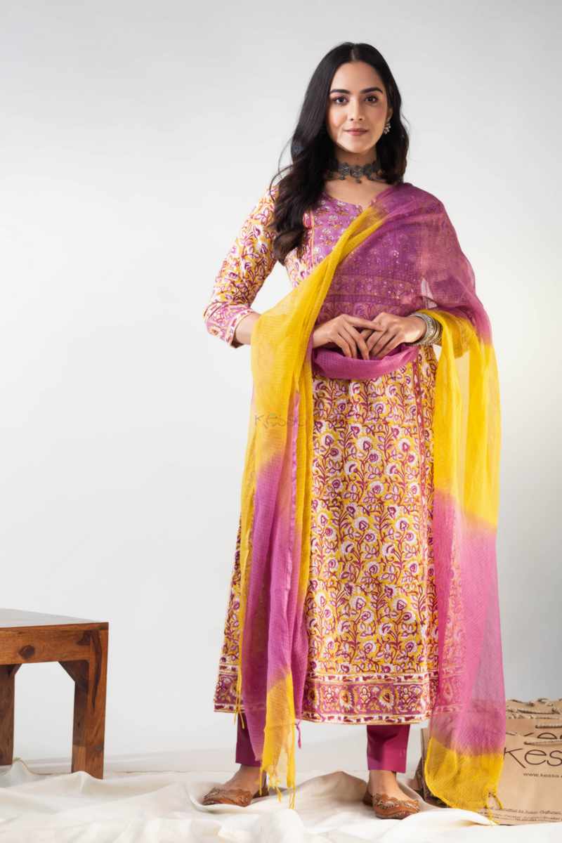 Image for Kusvaa Wsr364 Hiranya Handblock Kurta With Kota Doriya Dupatta Featured