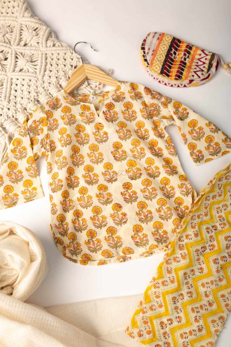 Image for Kusvaa Wsrk78 Dilreet New Born Kurtapyjama Set Side