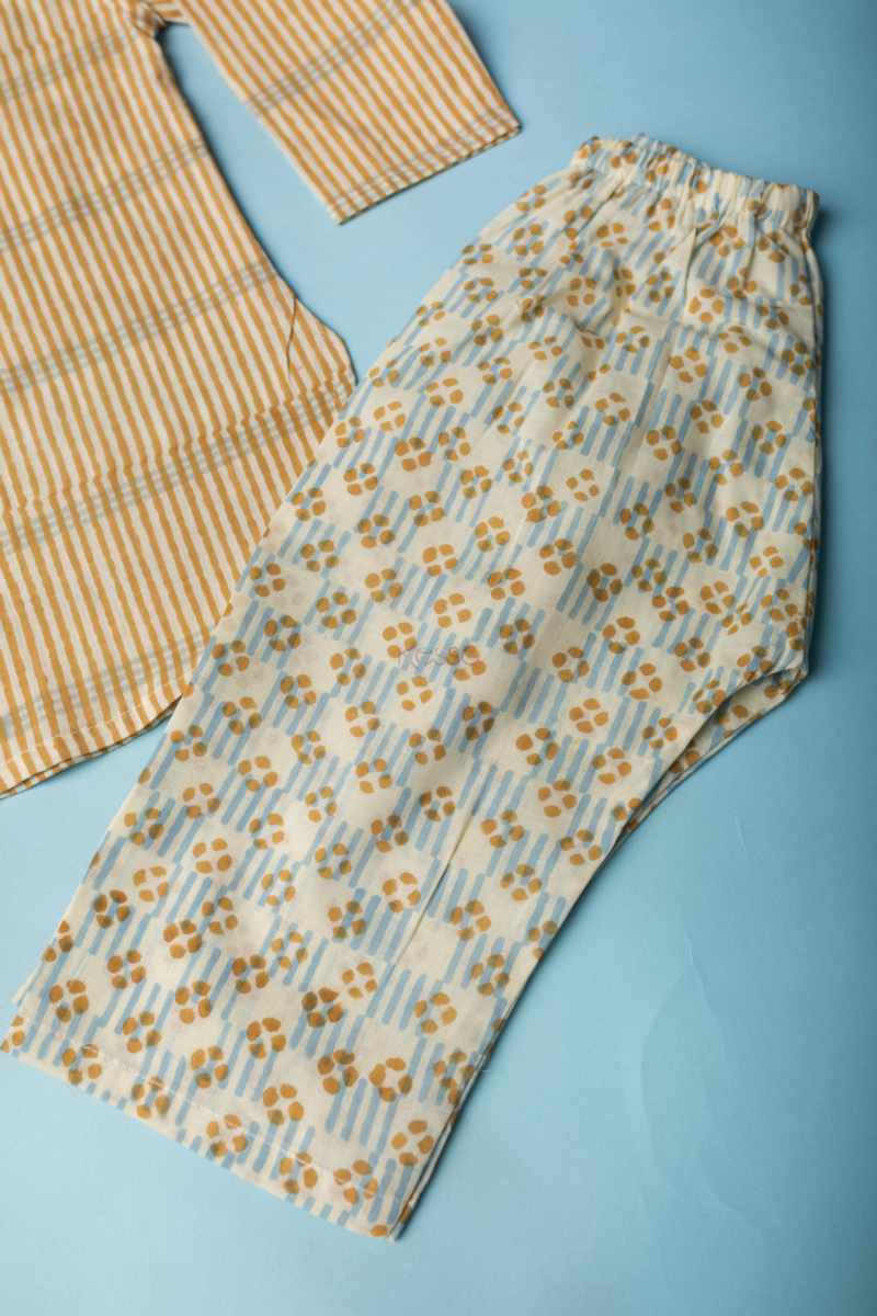 Image for Kusvaa Wsrk82 Harshul New Born Kurtapyjama Set Closeup