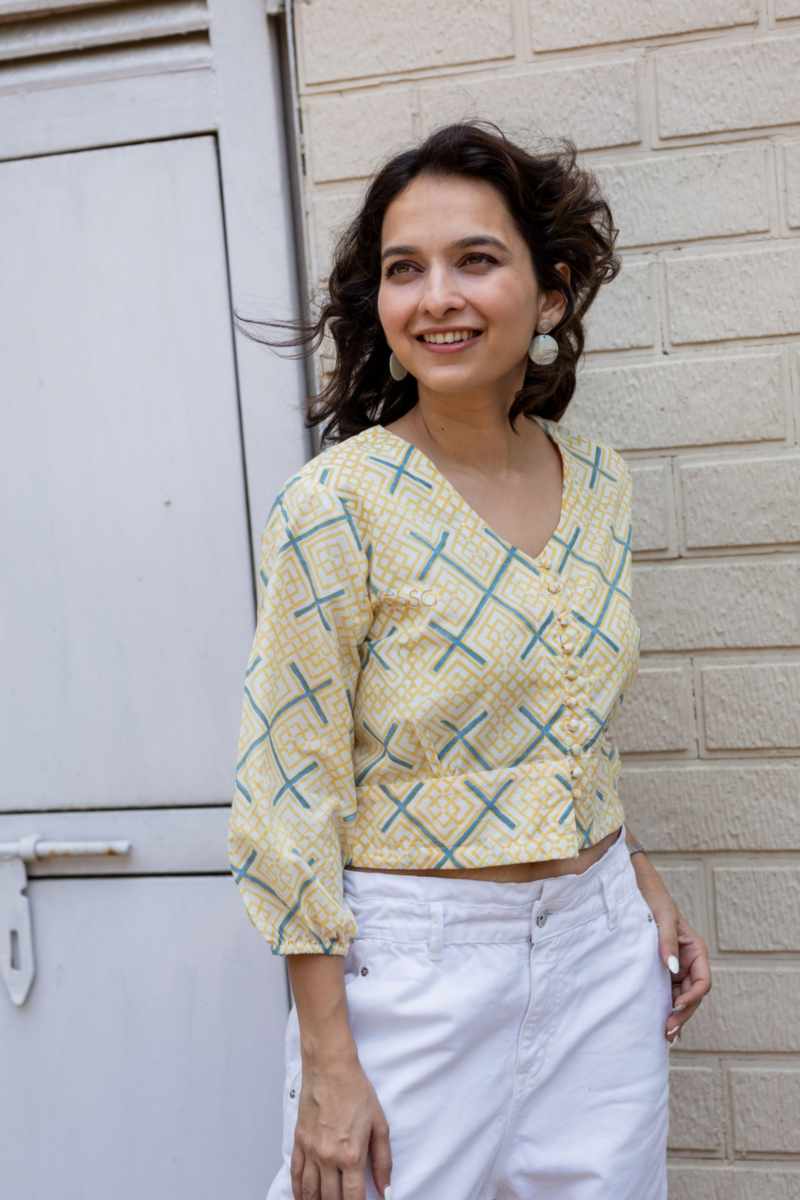 Image for Kusvaa Avdaf219 Darsatha Handblock Crop Top Front