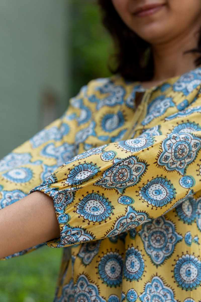 Image for Kusvaa Avdaf220 Dharithri Handblock Cotton Short Top Closeup 2