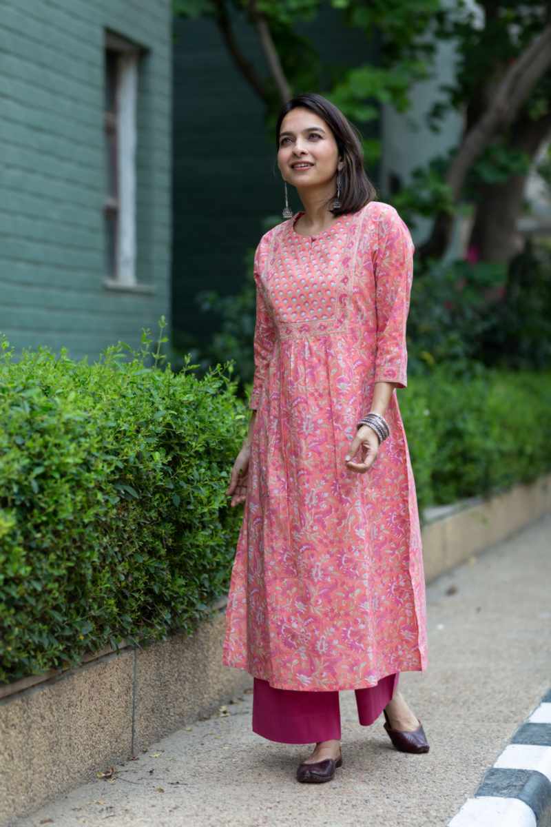 Image for Kusvaa Bpr31 Isira Cotton Handblok Kurta Side