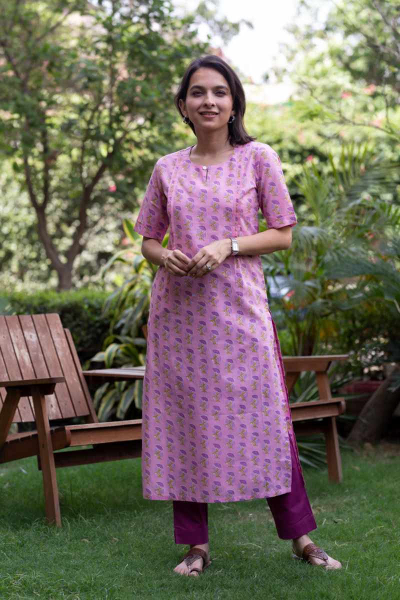 Image for Kusvaa De183 Ina Straight Fit Cotton Kurta Featured
