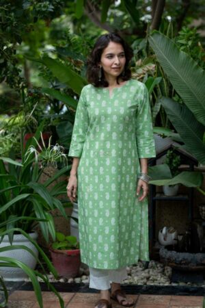 Image for Kusvaa Vcr194 Abani Cotton Straight Kurta Featured