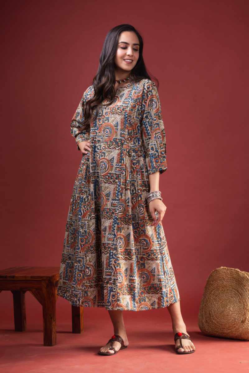 Image for Kusvaa Ws1004 Ekaparnika Cotton Kalmkari Dress Side