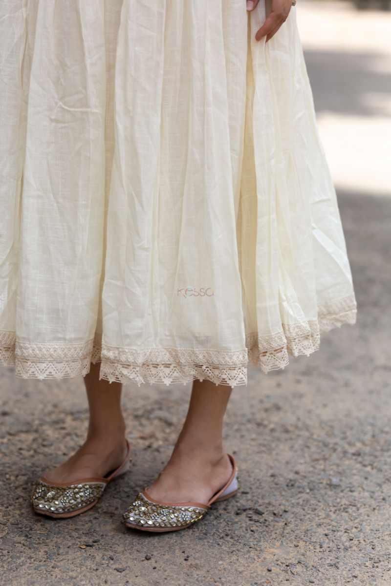 Image for Kusvaa Ws1022 Bhanu Schiffli A Line Dress Closeup 2