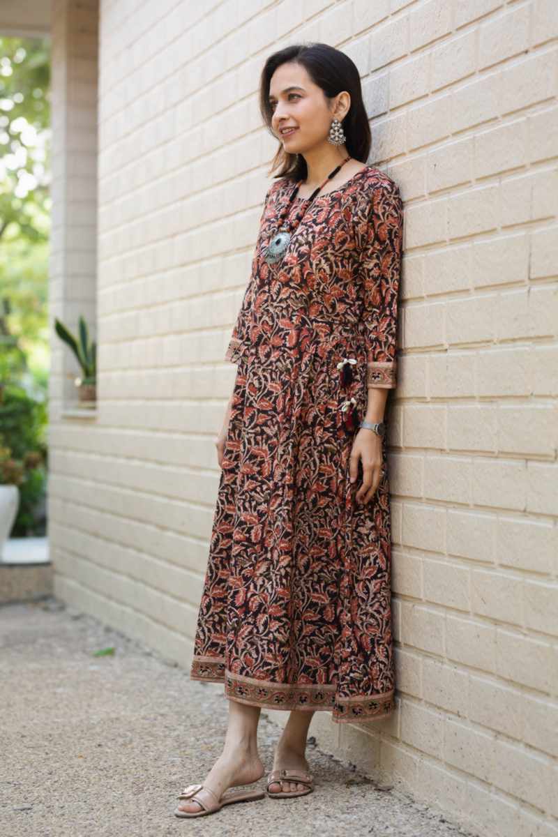 Image for Kusvaa Ws994 Isvara Cotton Kalamkari Dress Side