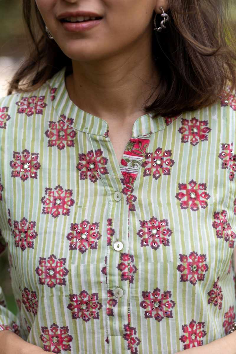 Image for Kusvaa Wsr386 Garima Handblock Kurta Pant Set Closeup
