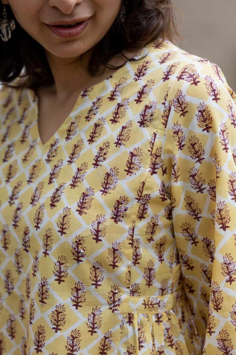 Image for Kusvaa Wsr390 Avani Cotton Short Kurti Closeup