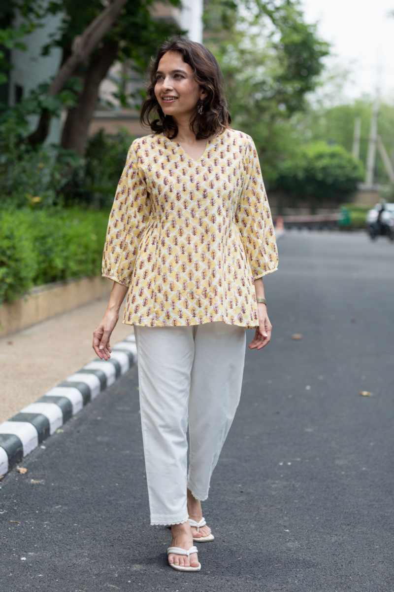 Image for Kusvaa Wsr390 Avani Cotton Short Kurti Front