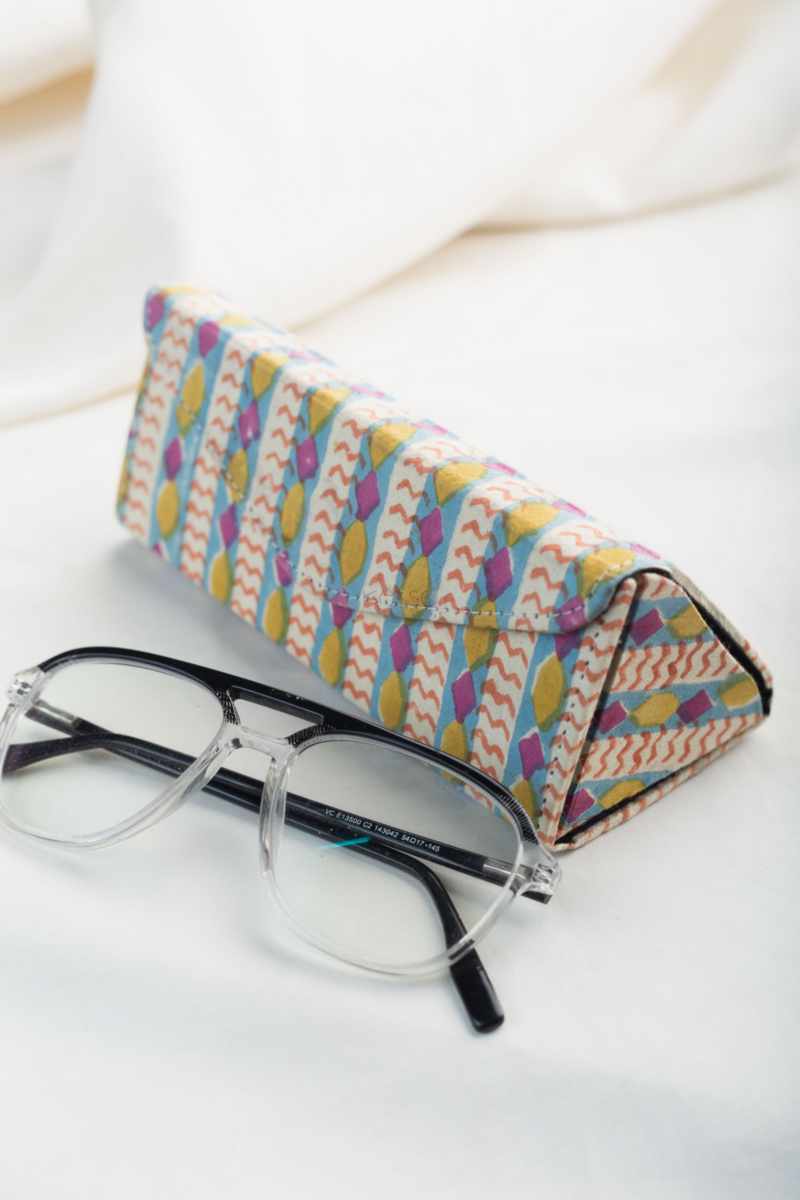 Image for Kusvaa Wsra103 Chashm E Baddoor Sunglass Spectacles Cover Featured