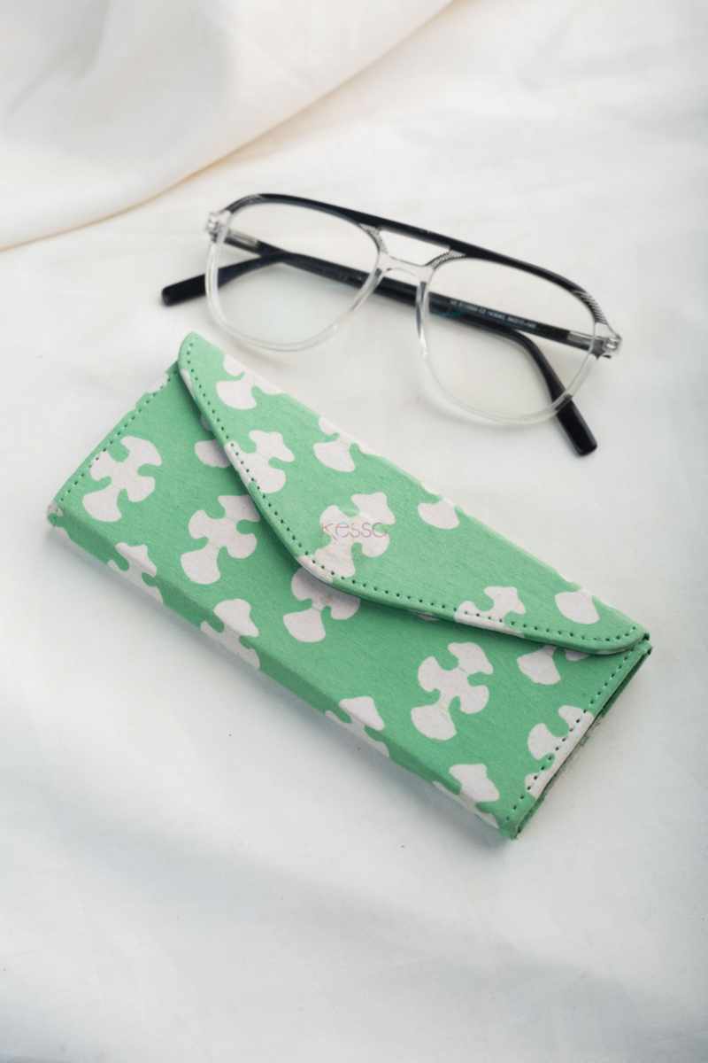 Image for Kusvaa Wsra94 Chashm E Baddoor Sunglass Spectacles Cover Featured
