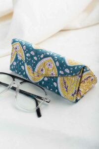 Image for Kusvaa Wsra97 Chashm E Baddoor Sunglass Spectacles Cover Front