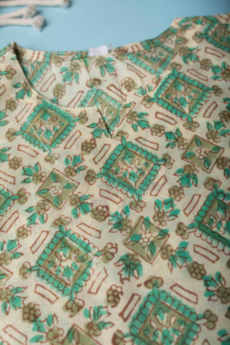 Image for Kusvaa Wsrk100 Chetaki New Born Kurtapyjama Set Side