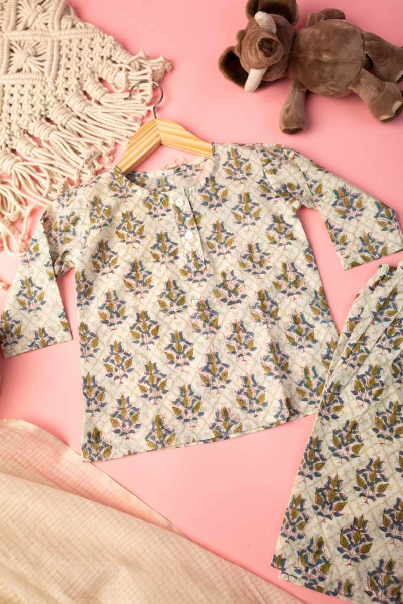 Image for Kusvaa Wsrk63 Darsh New Born Kurtapyjama Set Closeup