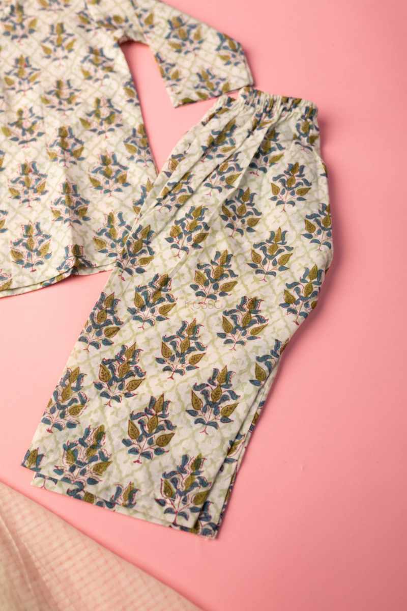 Image for Kusvaa Wsrk63 Darsh New Born Kurtapyjama Set Side