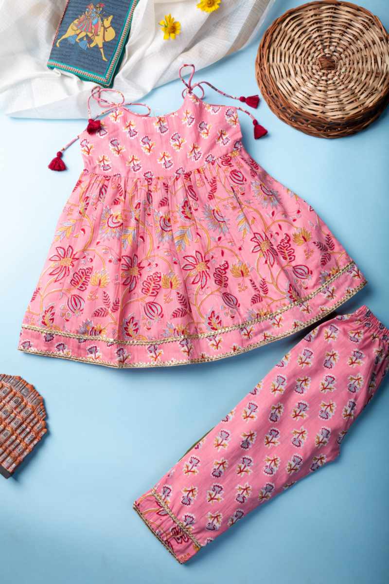 Image for Kusvaa Mbe76 Anuja Kid Cotton Kurta Pant Set Featured
